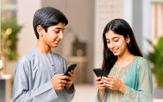 تنظم دولة الإمارات العربية المتحدة وصول الأطفال إلى منصات التواصل الاجتماعي وتحدد 15 عامًا كحد أدنى للاستخدام تنظم دولة الإمارات العربية المتحدة وصول الأطفال إلى منصات التواصل الاجتماعي وتحدد 15 عامًا كحد أدنى للاستخدام
