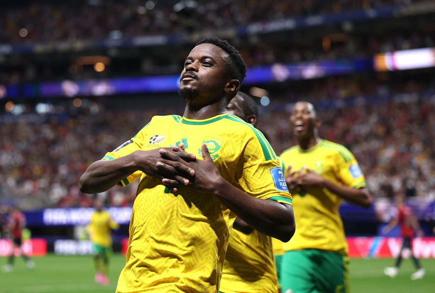 من علامة الجزاء.. جنوب إفريقيا تحتفل بالتعادل 1-1 مع التشيك