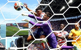 الصورة: المنتخب الأميركي يوجه لكمتين لـ"الكنغارو الأسترالي".. ويتأهل