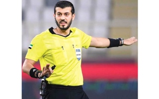 الصورة: محمد عمر: الحكم الإماراتي آل علي جاهز لمواجهة مصر ونيوزيلندا دون ضغوط