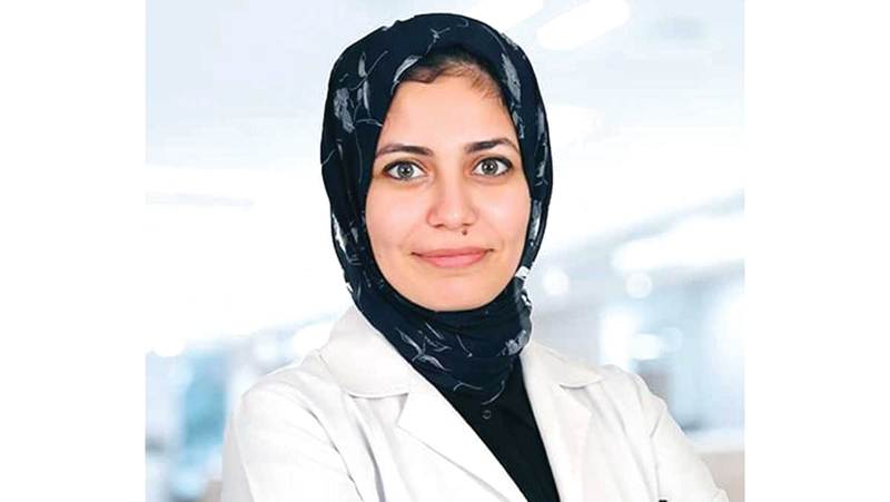 الدكتورة سارة خليل: الاعتقاد بعدم حاجة أصحاب البشرة الداكنة إلى الحماية من الشمس من المفاهيم غير الدقيقة.