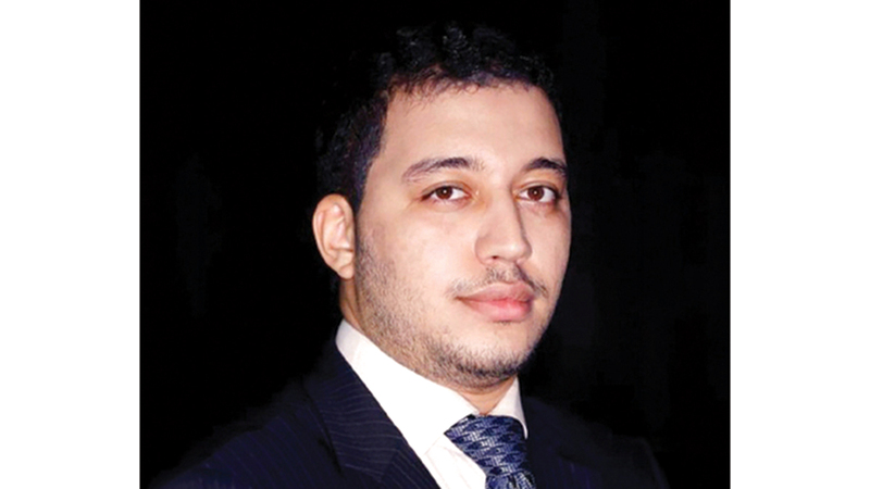 عبدالنور سامي: القرار لا يمنح ولي الأمر صلاحية السماح لطفله &laquo;دون 15 عاماً&raquo; باستخدام منصات &laquo;التواصل&raquo;، وأتاح لمن هم بين 15 و16 عاماً استخداماً محدوداً.