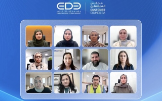 "الإمارات للدواء" تناقش مع الشركاء والمتعاملين تطوير خدمات الموافقات التسويقية للأجهزة والمعدات الطبية