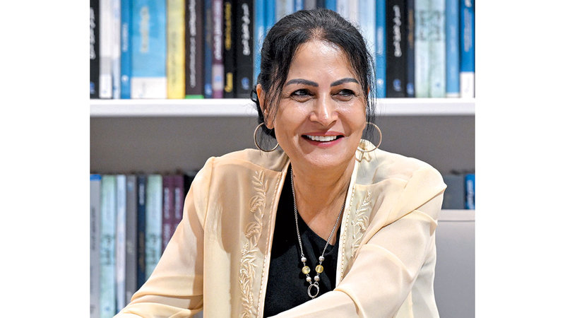 زينة الشامي: الكاتب الإماراتي تمكن من فرض نفسه عبر الموضوعات والأساليب الأدبية المتطورة.