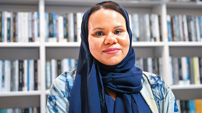 صالحة عبيد: &laquo;البوكر&raquo; إلى جانب أهميتها في منح الجوائز تنظم العديد من الورش المتخصصة.