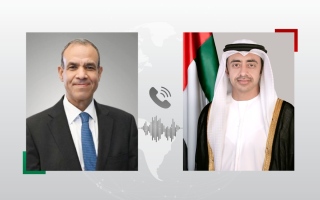 عبدالله بن زايد ووزير الخارجية المصري يبحثان هاتفيا العلاقات الأخوية وتطورات المنطقة