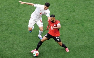 الصورة: إصابة محمد صلاح تُقلق منتخب مصر.. وموقفه من مباراة أستراليا يتحدد اليوم