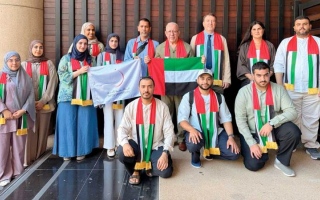 الصورة: 8 طلبة بجامعة زايد يدرسون مخاطر الفيضانات &laquo;ميدانياً&raquo; في تايلاند