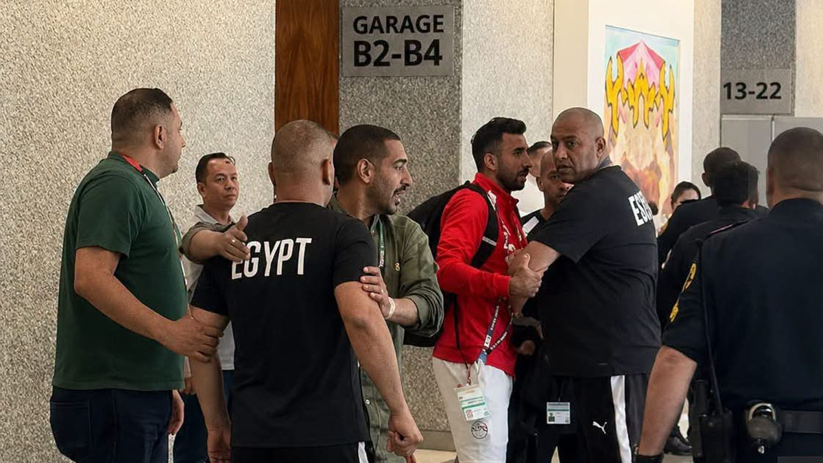 بسبب طفل.. مشادة بين إبراهيم حسن ورجل أمن أميركي قبل مباراة مصر وأستراليا