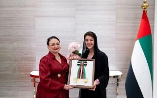 رئيس الدولة يمنح سفيرة جمهورية مالطا وسام الاستقلال من الدرجة الأولى