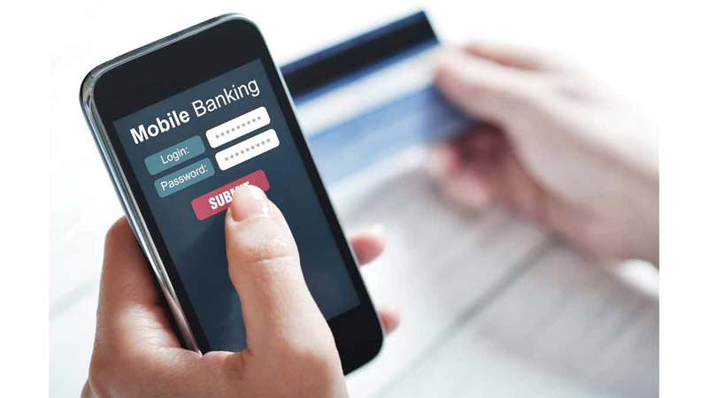 تطوير الخدمات الرقمية يعد خطوة إيجابية تعزز تجربة المتعاملين. أرشيفية