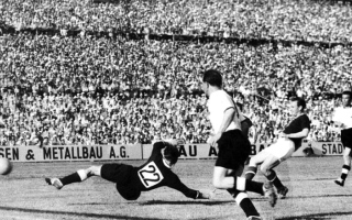 الصورة: منتخب المجر سجل 27 هدفاً في مونديال 1954.. وعجز عن رفع كأس العالم