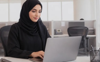 حكومة أبوظبي تتعاون مع مايكروسوفت لإطلاق برنامج “الموظف الرائد”. حكومة أبوظبي تتعاون مع مايكروسوفت لإطلاق برنامج “الموظف الرائد”.