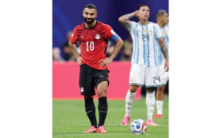 الصورة: مصر تودع كأس العالم بأداء بطولي.. وميسي ينتفض ويؤهل الأرجنتين