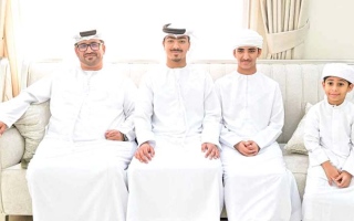 الصورة: راشد الظنحاني: مكافأتي الكبرى فرحة والديَّ بعد إعلان النتيجة