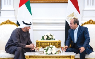 رئيس الدولة والرئيس المصري يبحثان علاقات التعاون والتطورات الإقليمية رئيس الدولة والرئيس المصري يبحثان علاقات التعاون والتطورات الإقليمية