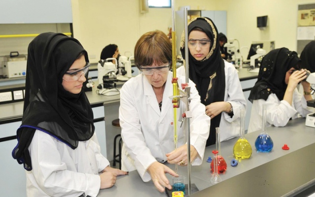 الصورة: الإمارات تتصدر 17 دولة في خيارات الطلبة المواطنين للدراسة الجامعية