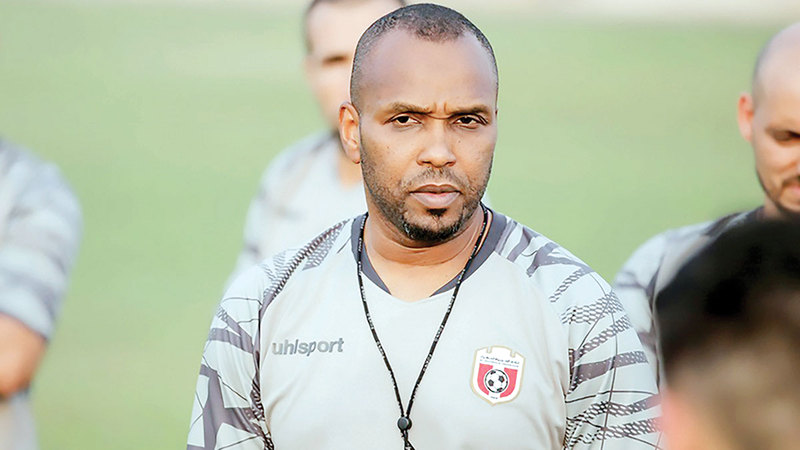 معتز عبدالله: المنتخب المصري الذي قدم أداءً بطولياً وودع البطولة من دور الـ 16 بعد خسارة دراماتيكية أمام الأرجنتين.