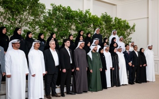 محمد بن زايد يستقبل طلبة الثانوية المتفوقين للعام الدراسي 2025 - 2026