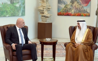 الرئيس اللبناني يستقبل صقر غباش ويؤكد عمق العلاقات الأخوية مع الإمارات