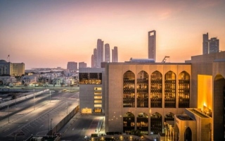 الصورة: 13.5 مليار درهم قيمة القروض المستفيدة من تأجيلات السداد في الإمارات