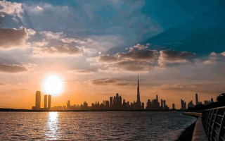 الصورة: الإمارات.. طقس الغد صحو إلى غائم جزئيا