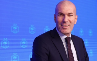 الصورة: نفاذ تذاكر المباراة الأولى لزيدان كمدرب للمنتخب الفرنسي