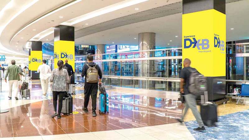 السوق الإماراتية تشهد حركة سفر نشطة مدفوعة بانتهاء العطلات الصيفية. أرشيفية