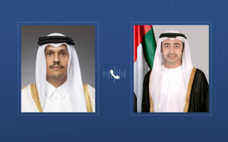 عبدالله بن زايد ورئيس مجلس الوزراء وزير خارجية قطر يبحثان التطورات الإقليمية