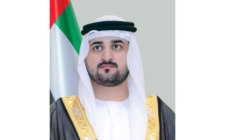الصورة: مكتوم بن محمد: محمد المر سيبقى عَلَماً من أعلام الثقافة الإماراتية