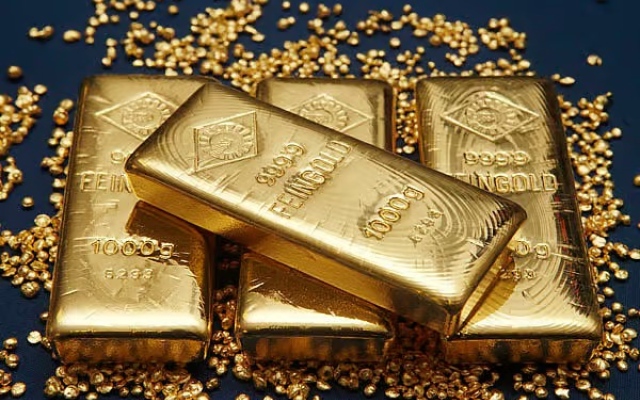 الصورة: الذهب عند أعلى مستوى في 7 أسابيع بدعم من تراجع الدولار