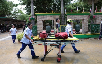 الصورة: مقتل شخصين وإصابة 20 بإطلاق نار داخل مدرسة شمال العاصمة التايلاندية