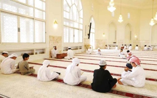 الصورة: &laquo;إسلامية الشارقة&raquo; تطلق &laquo;قلوب معلقة بالمساجد&raquo; في 45 مسجداً