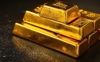 الصورة: ارتفاع الذهب إلى أعلى مستوى في شهرين
