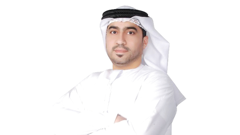 عادل الحمادي: يجب أن يأخذ أي لاعب دولي سابق الخطوة الأولى في كيفية الاستفادة من خبراته لخدمة كرة الإمارات في المجالات المختلفة.