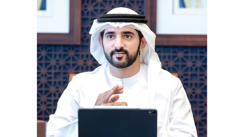 حمدان بن محمد: سيرة النبي محمد أضاءت للإنسانية طريقها نحو النور.