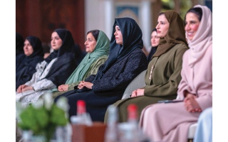 الصورة: لطيفة بنت محمد تفتتح منتدى المرأة الإماراتية في دورته الثانية.. الإمارات تحتفي بشريكة البناء وصناعة المستقبل