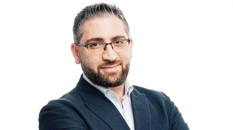 ماهر يموت: الروابط الاحتيالية تتطلب مزيداً من وعي المستخدمين، وعدم الضغط على روابط تقود إلى مواقع غير موثوقة.