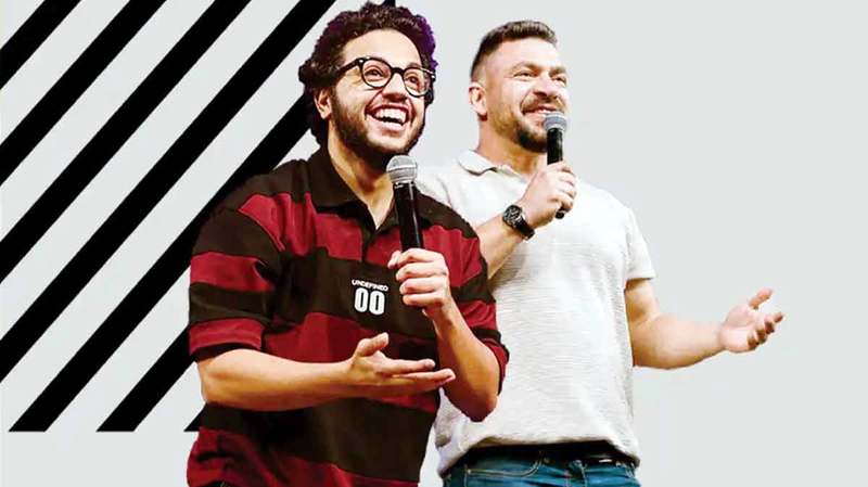 عروض كوميدية مميزة في الأيام الأخيرة من المفاجآت. من المصدر