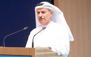 الصورة: غرف دبي تُدرب 14 ألف شركة على تبني الذكاء الاصطناعي المساعد