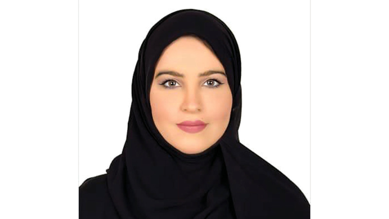 عائشة الكندي: التتبع الرقمي ينقل العلاقة مع شريك الحياة من مساحة الثقة إلى دائرة الشك.