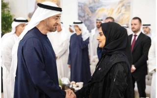 الصورة: رئيس الدولة يستقبل منتخب الإمارات لكرة اليد للشباب بمناسبة تأهله إلى كأس العالم 2027