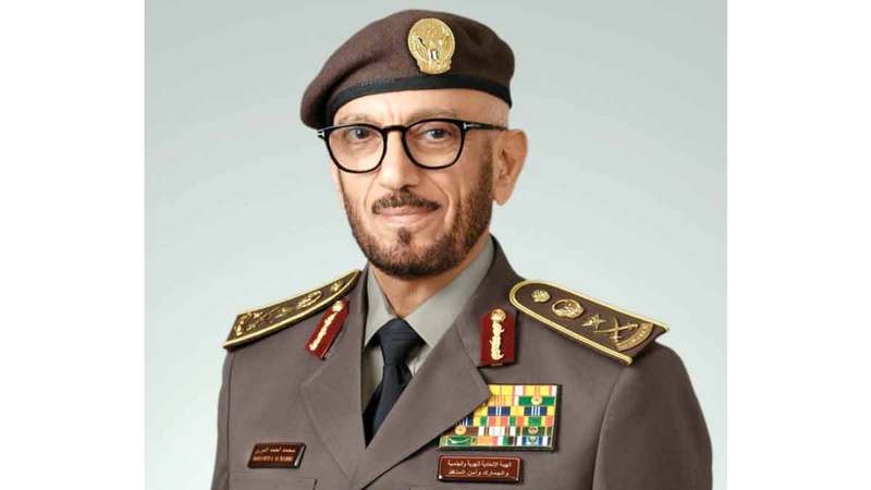 الفريق محمد أحمد المري: تطوير الخدمات لم يعد مرتبطاً فقط بتوفير المزيد من منافذ الخدمة، وإنما بإعادة تصميم رحلة المسافر نفسها، بحيث تختفي الإجراءات التقليدية تدريجياً من أمامه.