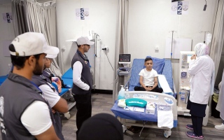 الصورة: بعثة &laquo;تمكين قادة المستقبل&raquo; تخوض تجربة إنسانية ميدانية في المستشفى الإماراتي العائم