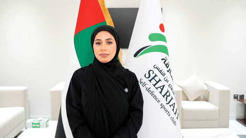لطيفة راشد والدة البطل صقر سالم النعيمي. من المصدر