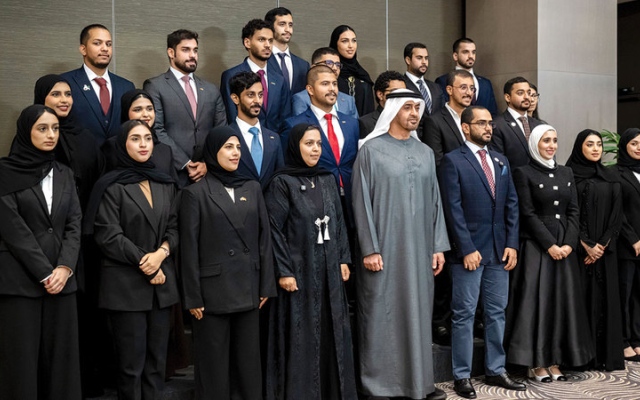 الصورة: رئيس الدولة للطلبة الإماراتيين في ألمانيا: أنتم أغلى ما نملك