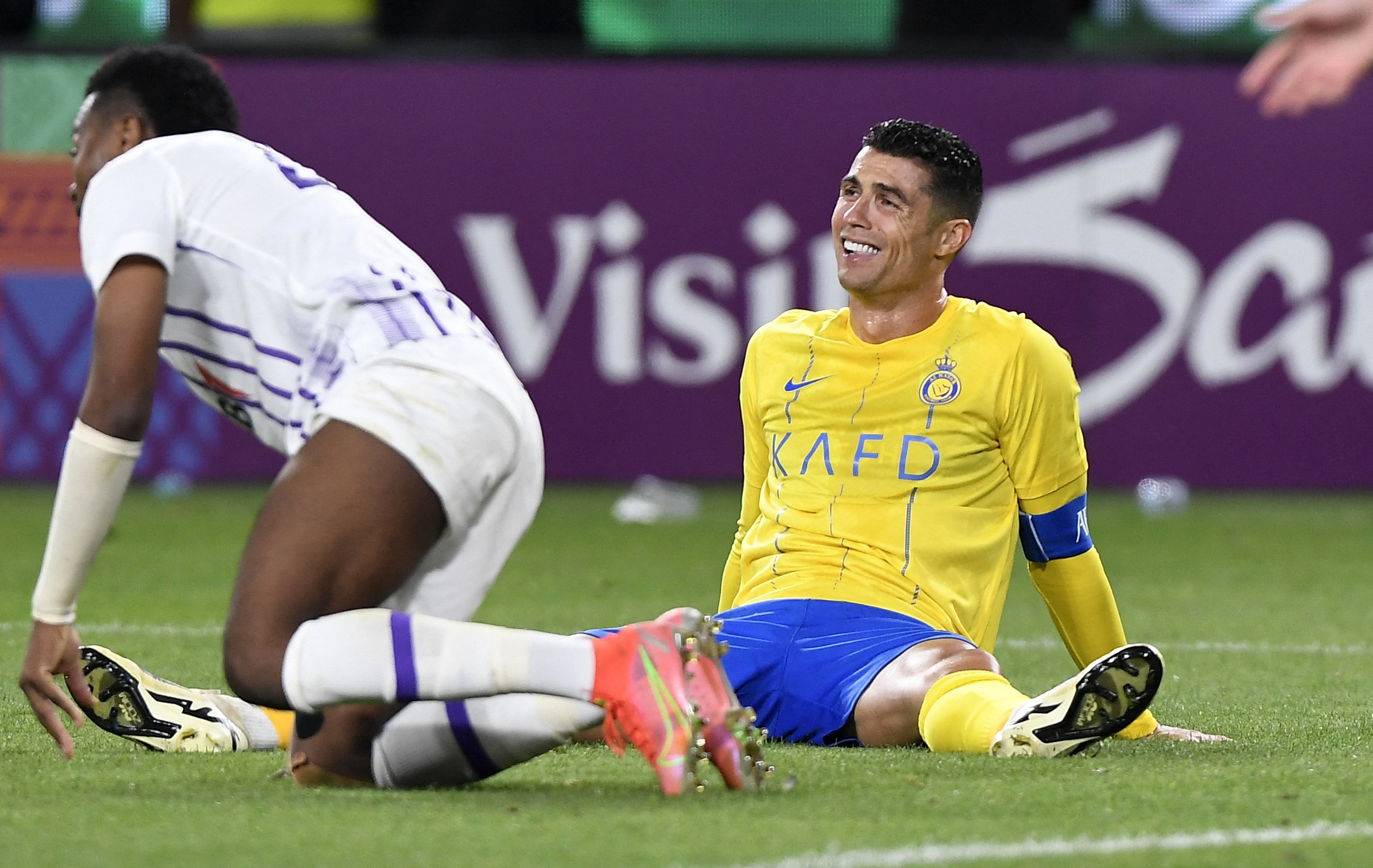 أين يمكن الحصول على تذاكر مباراة العين والنصر السعودي بقيادة رونالدو