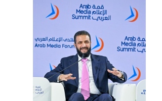 الصورة: الشرع من قمة الإعلام العربي في دبي: &laquo;شعب سورية له في القلب وجدٌ&raquo;.. أبيات لمحمد بن راشد تعكس عمق محبته لسورية وشعبها