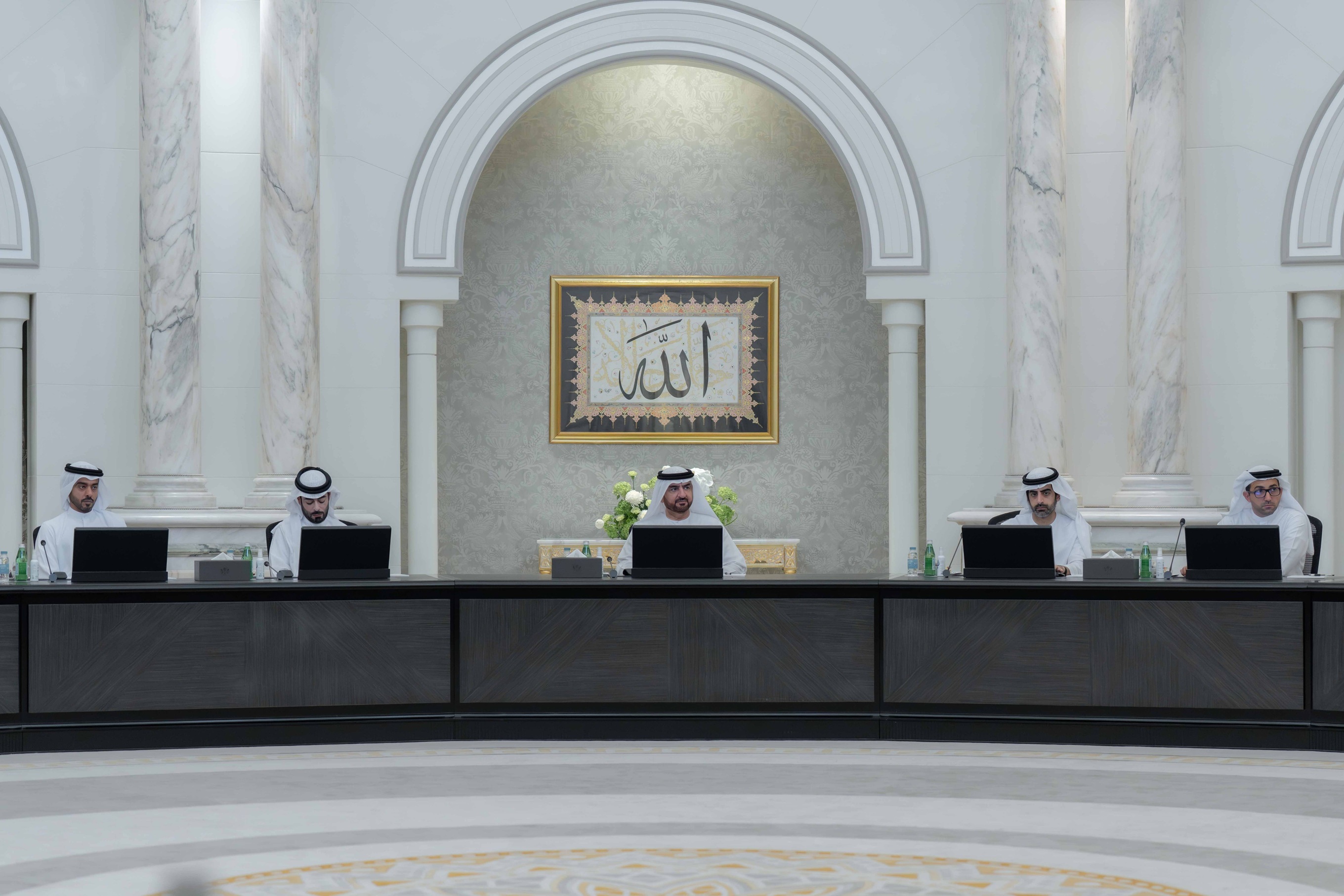 “تنفيذي الشارقة” يناقش مشروع قانون التصرف باللقطة والأموال المتروكة “تنفيذي الشارقة” يناقش مشروع قانون التصرف باللقطة والأموال المتروكة