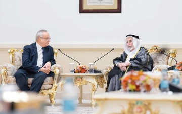 الصورة: سلطان القاسمي: الشارقة مرتبطة بالعلم والمعرفة ونشر الكتاب